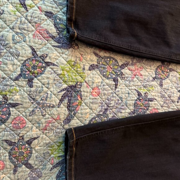 TORRID Bobmshell Premiere Skinny Jean - Picture 2 of 7